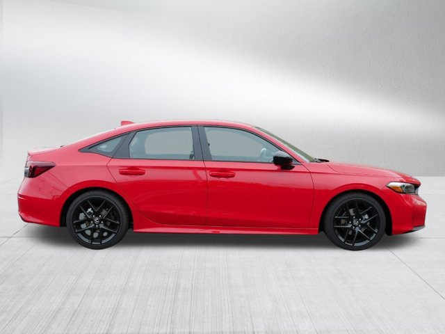 Vehicle image 4 of 24