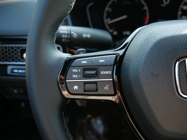 Vehicle image 9 of 24