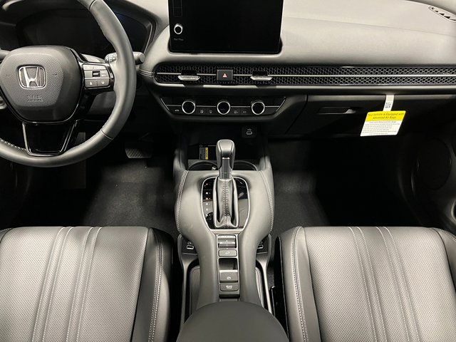 Vehicle image 18 of 33