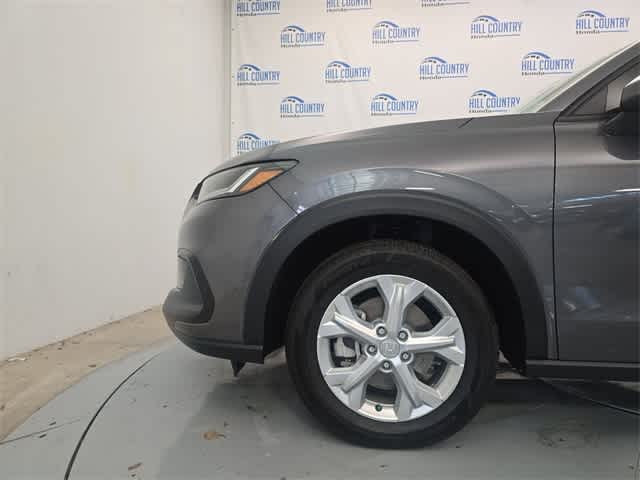 Vehicle image 12 of 38