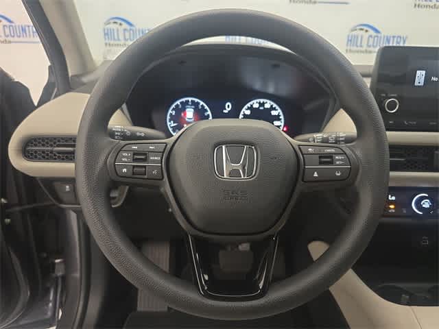 Vehicle image 23 of 38