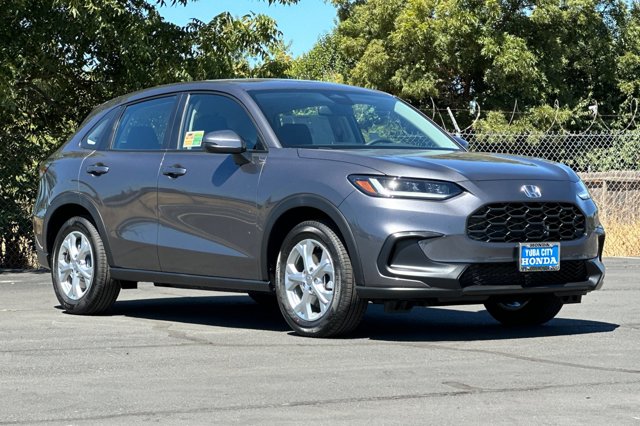 Vehicle image 3 of 13