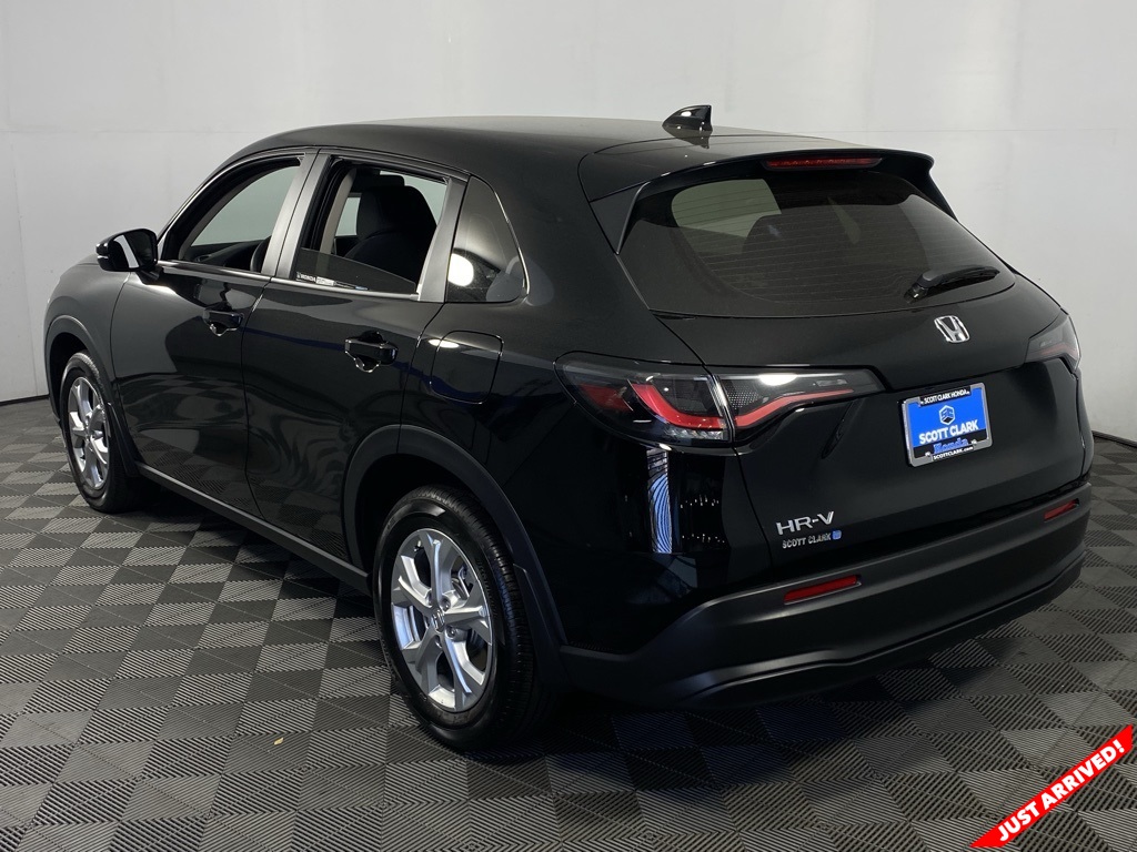 Vehicle image 7 of 20