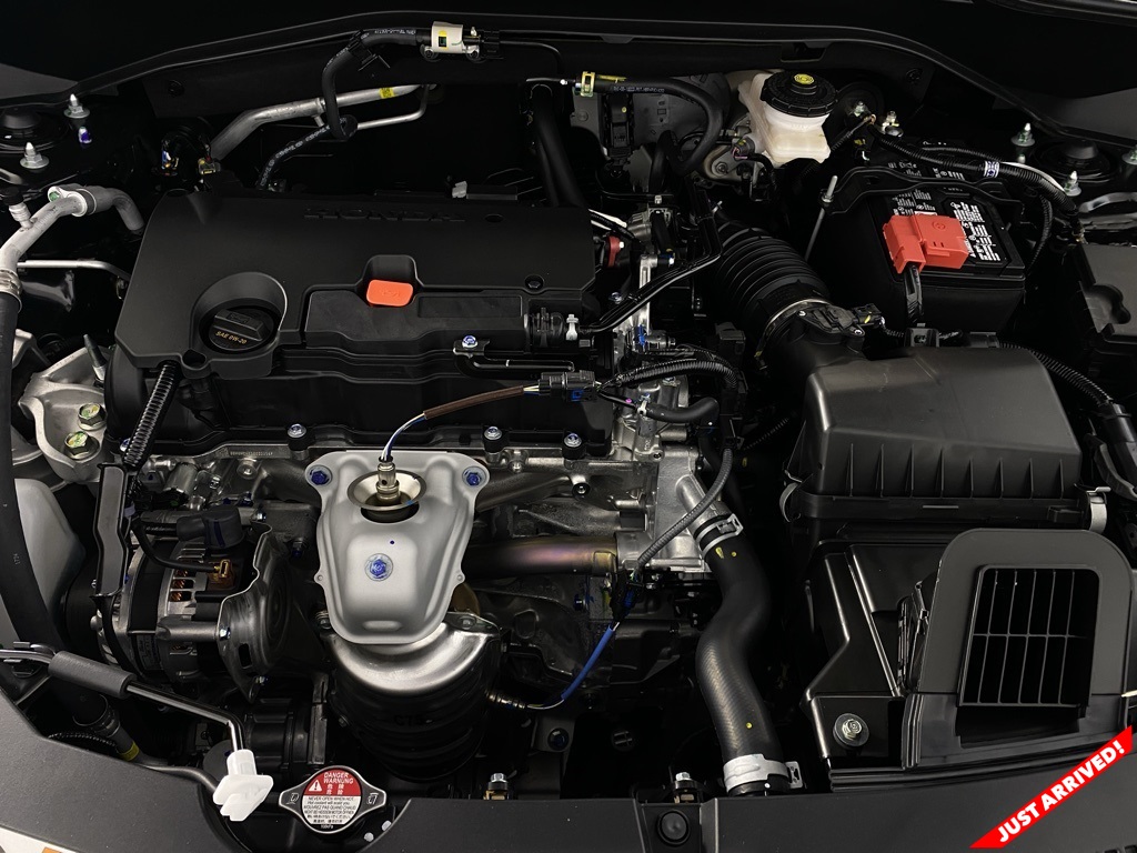 Vehicle image 10 of 20