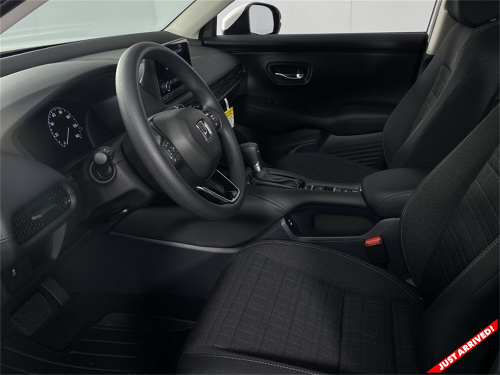 Vehicle image 11 of 20