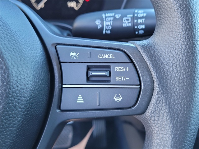 Vehicle image 16 of 20