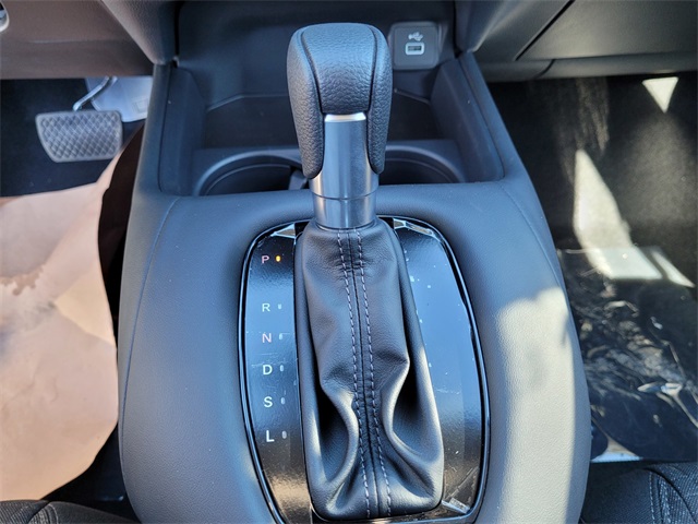 Vehicle image 18 of 20