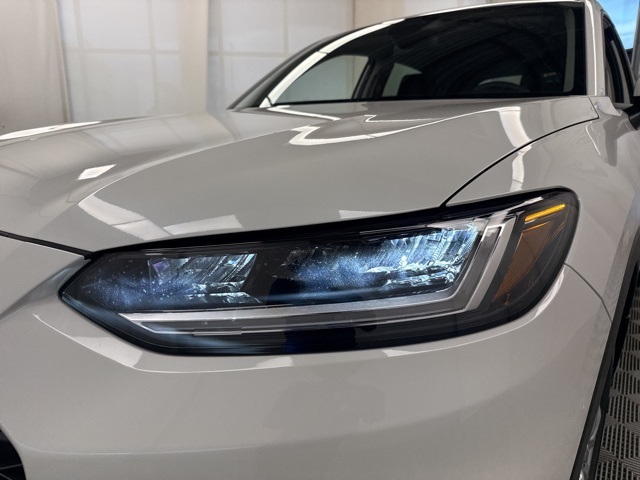 Vehicle image 9 of 30