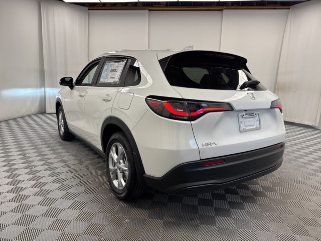 Vehicle image 7 of 30