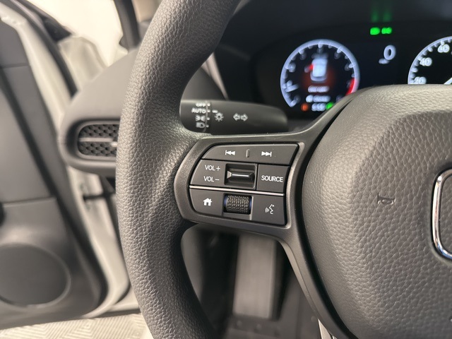 Vehicle image 16 of 30