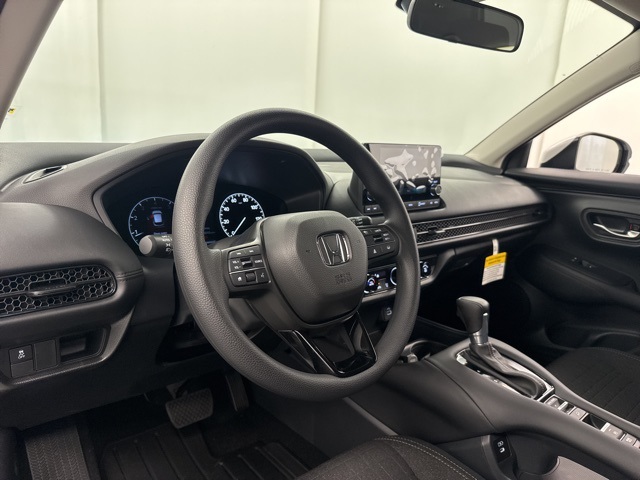 Vehicle image 14 of 30
