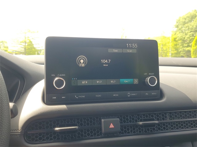 Vehicle image 18 of 25