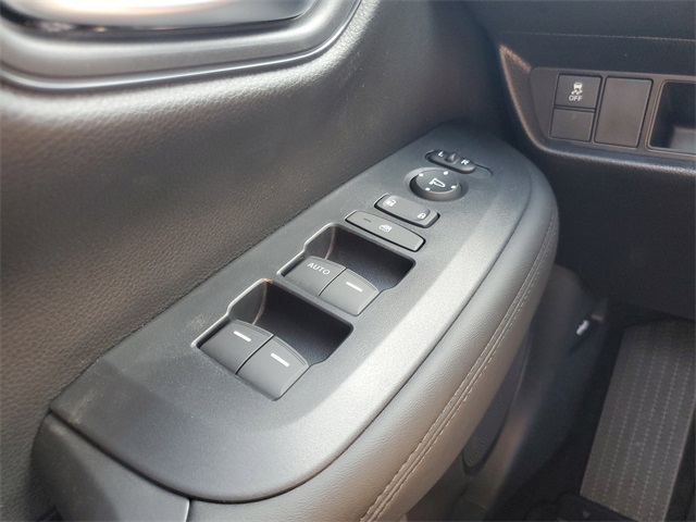 Vehicle image 25 of 25