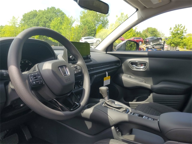 Vehicle image 11 of 25