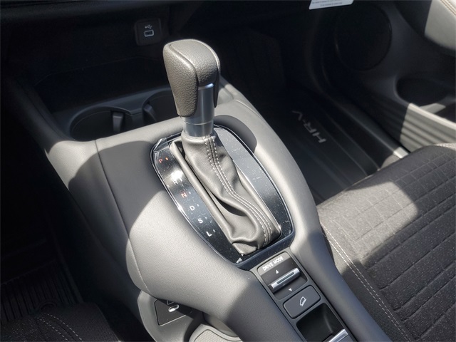 Vehicle image 20 of 25