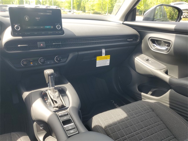 Vehicle image 12 of 25