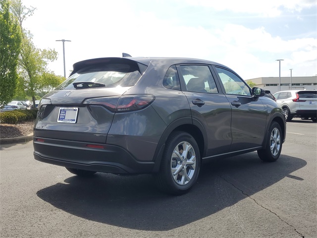Vehicle image 5 of 25