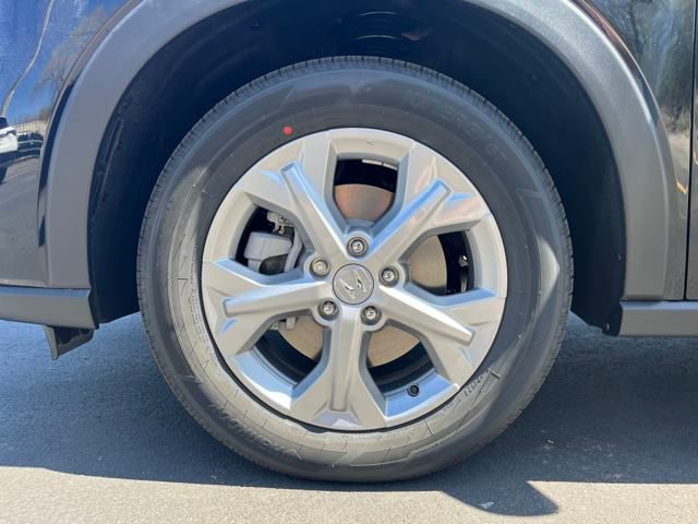 Vehicle image 9 of 36