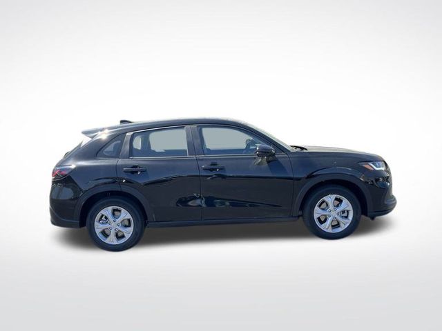 Vehicle image 4 of 36