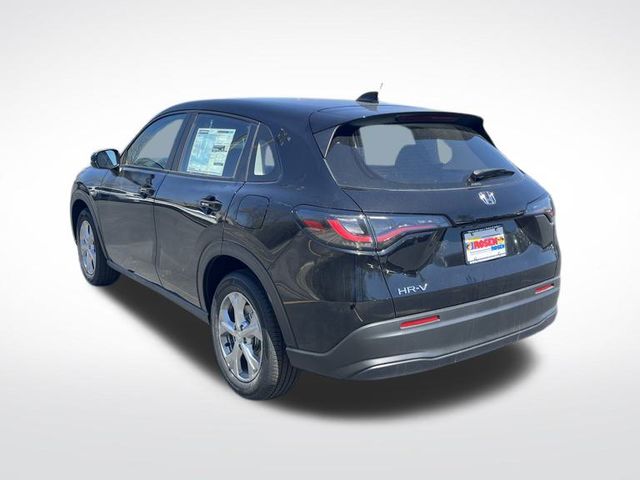 Vehicle image 7 of 36