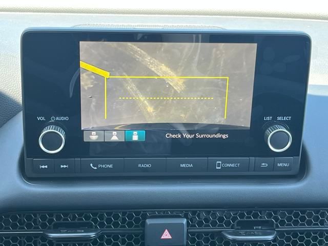 Vehicle image 26 of 36