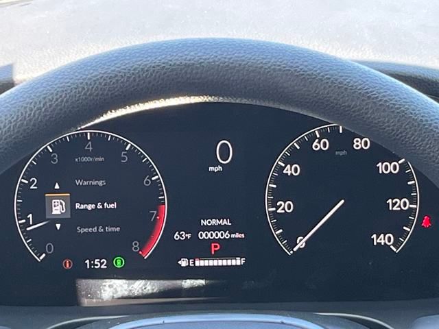 Vehicle image 22 of 36