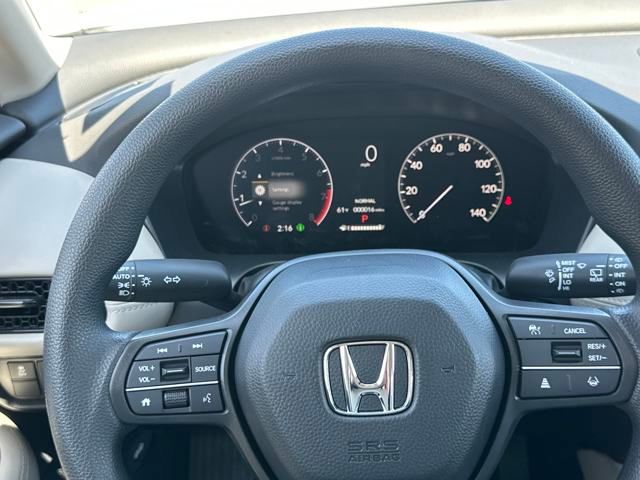 Vehicle image 18 of 34