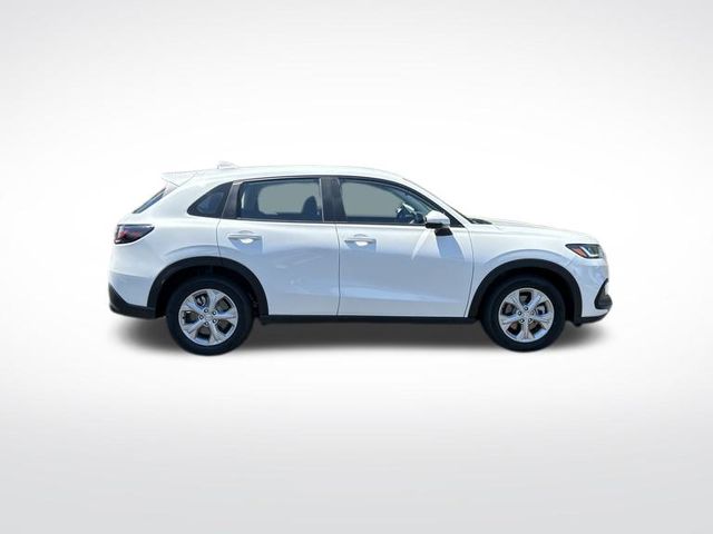 Vehicle image 4 of 34