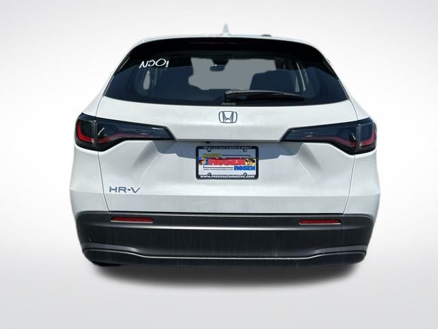 Vehicle image 6 of 34