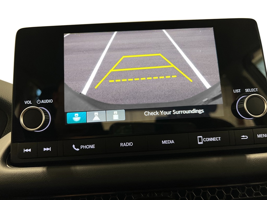 Vehicle image 22 of 24