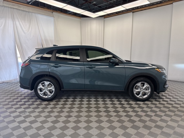 Vehicle image 6 of 29