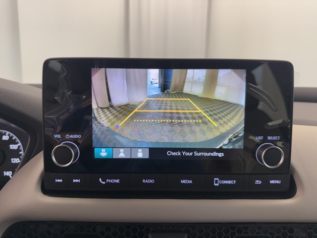 Vehicle image 23 of 29