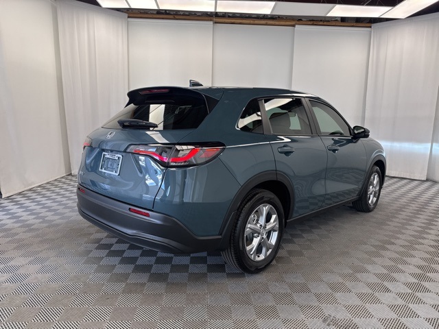 Vehicle image 3 of 29