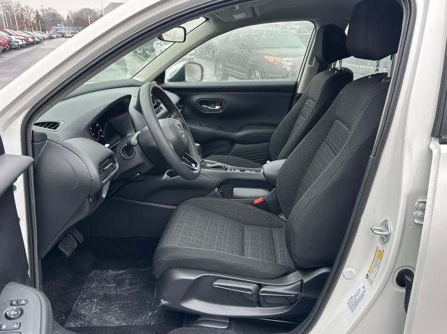 Vehicle image 9 of 20