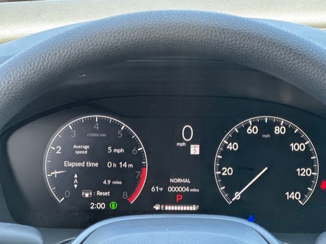 Vehicle image 18 of 32
