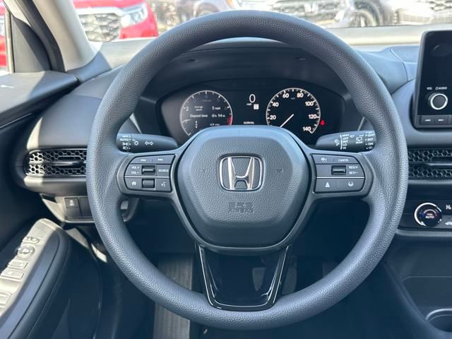 Vehicle image 16 of 32