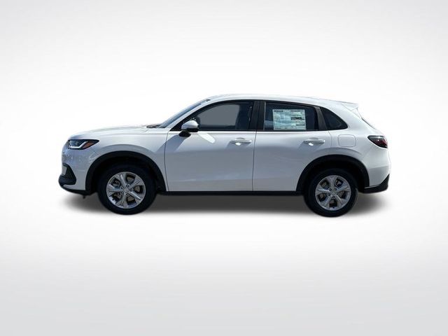 Vehicle image 8 of 32