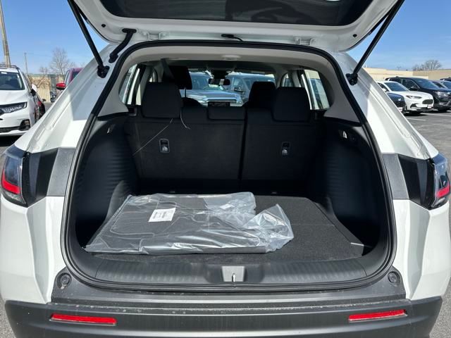 Vehicle image 31 of 32