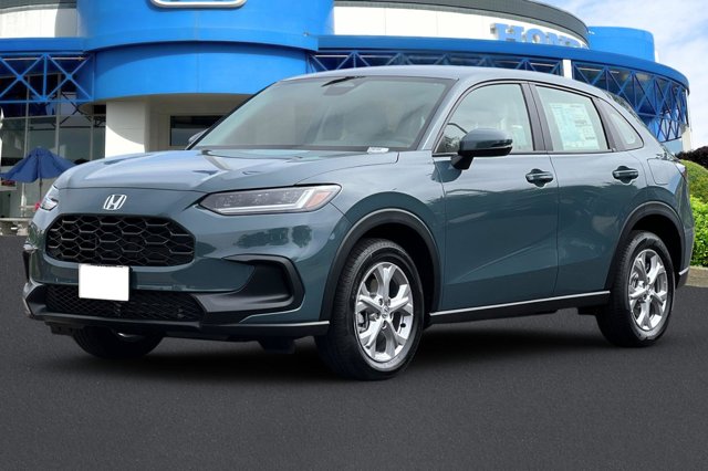 Vehicle image 1 of 32