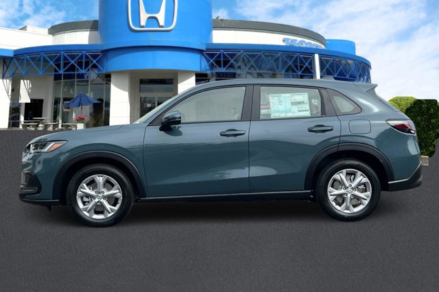 Vehicle image 9 of 32