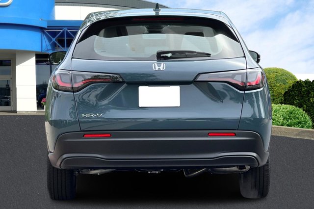 Vehicle image 7 of 32