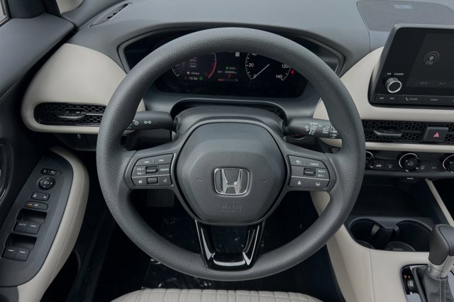 Vehicle image 15 of 32