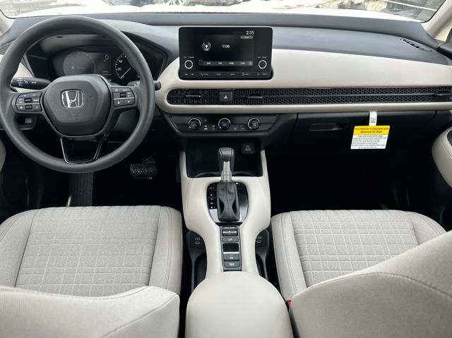Vehicle image 11 of 20