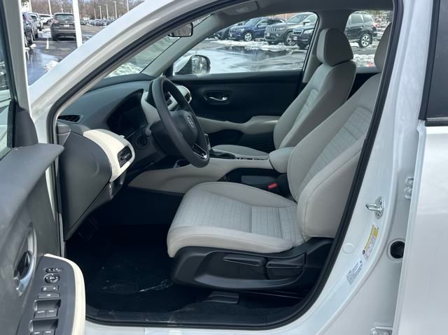 Vehicle image 9 of 20