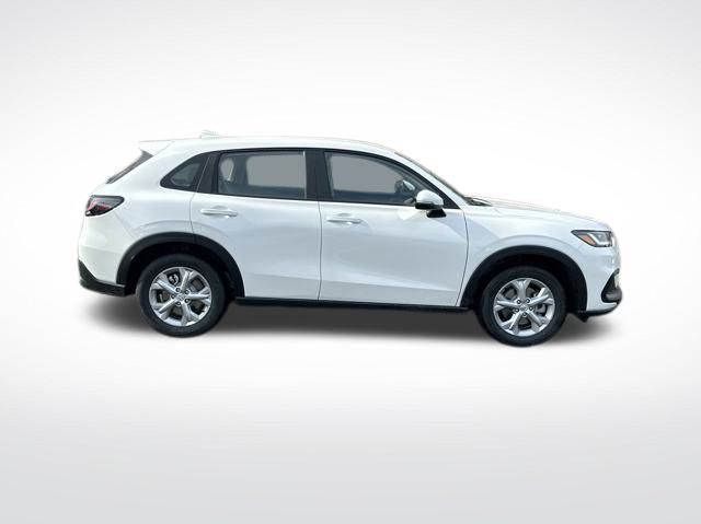 Vehicle image 4 of 20