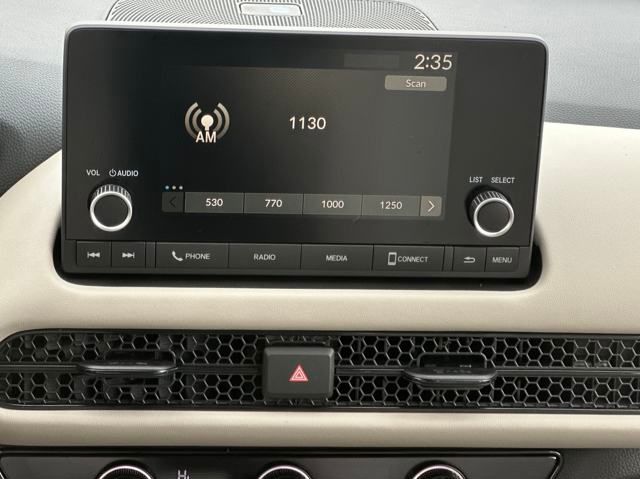 Vehicle image 15 of 20
