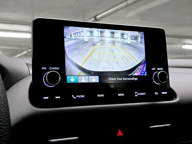Vehicle image 18 of 39