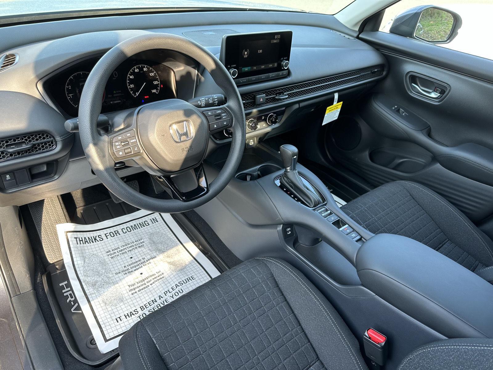 Vehicle image 9 of 28