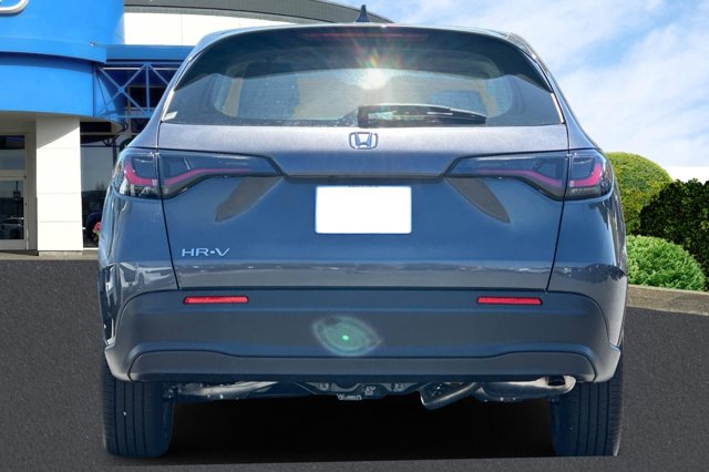 Vehicle image 6 of 33