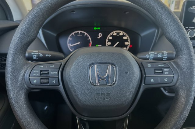 Vehicle image 26 of 33